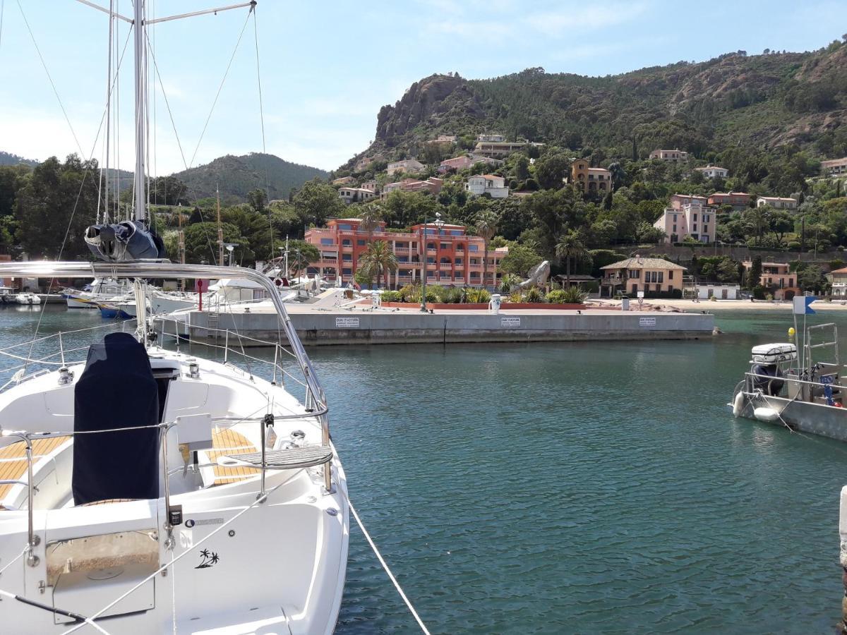 Théoule-sur-Mer French Riviera 1 Bedroom On The Beach Facing Cannes מראה חיצוני תמונה