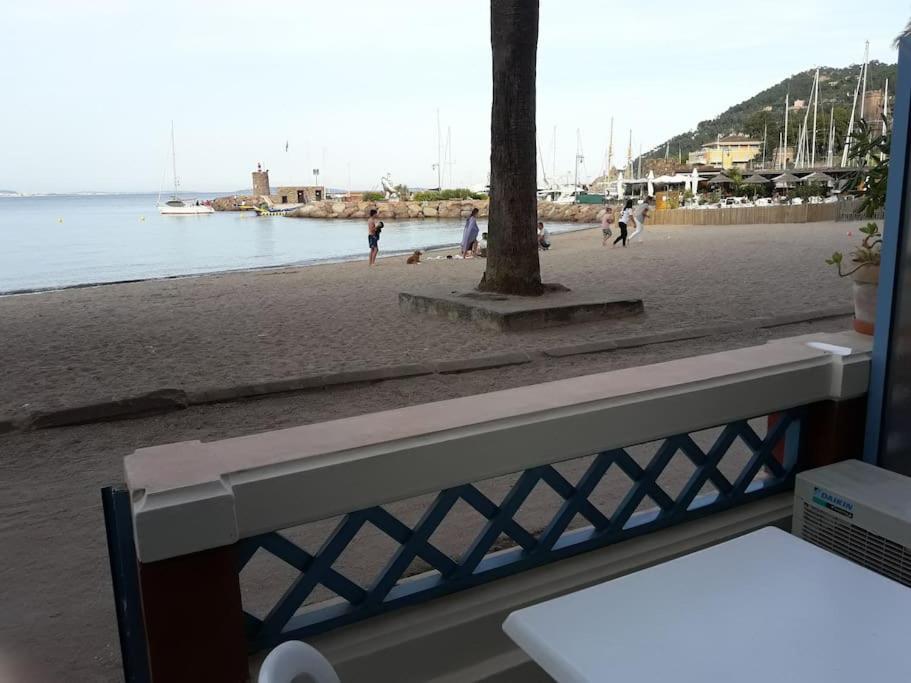 Théoule-sur-Mer French Riviera 1 Bedroom On The Beach Facing Cannes מראה חיצוני תמונה