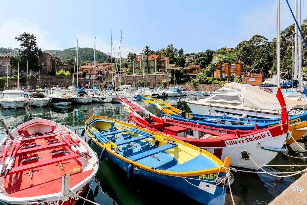 Théoule-sur-Mer French Riviera 1 Bedroom On The Beach Facing Cannes מראה חיצוני תמונה