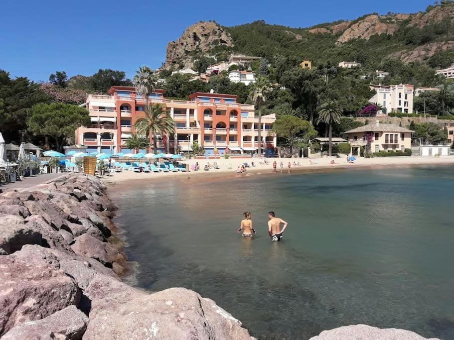 Théoule-sur-Mer French Riviera 1 Bedroom On The Beach Facing Cannes מראה חיצוני תמונה